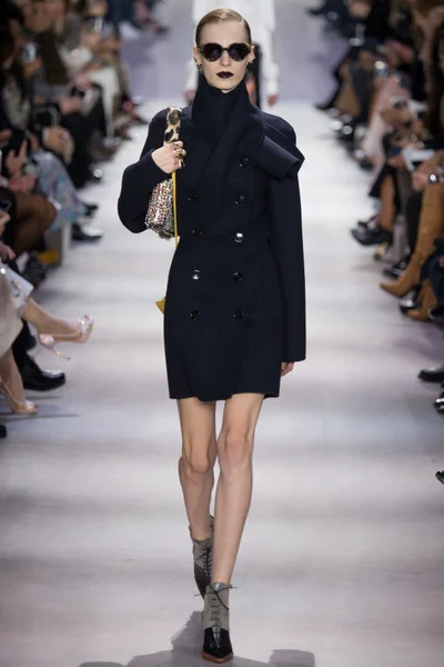 Look 33